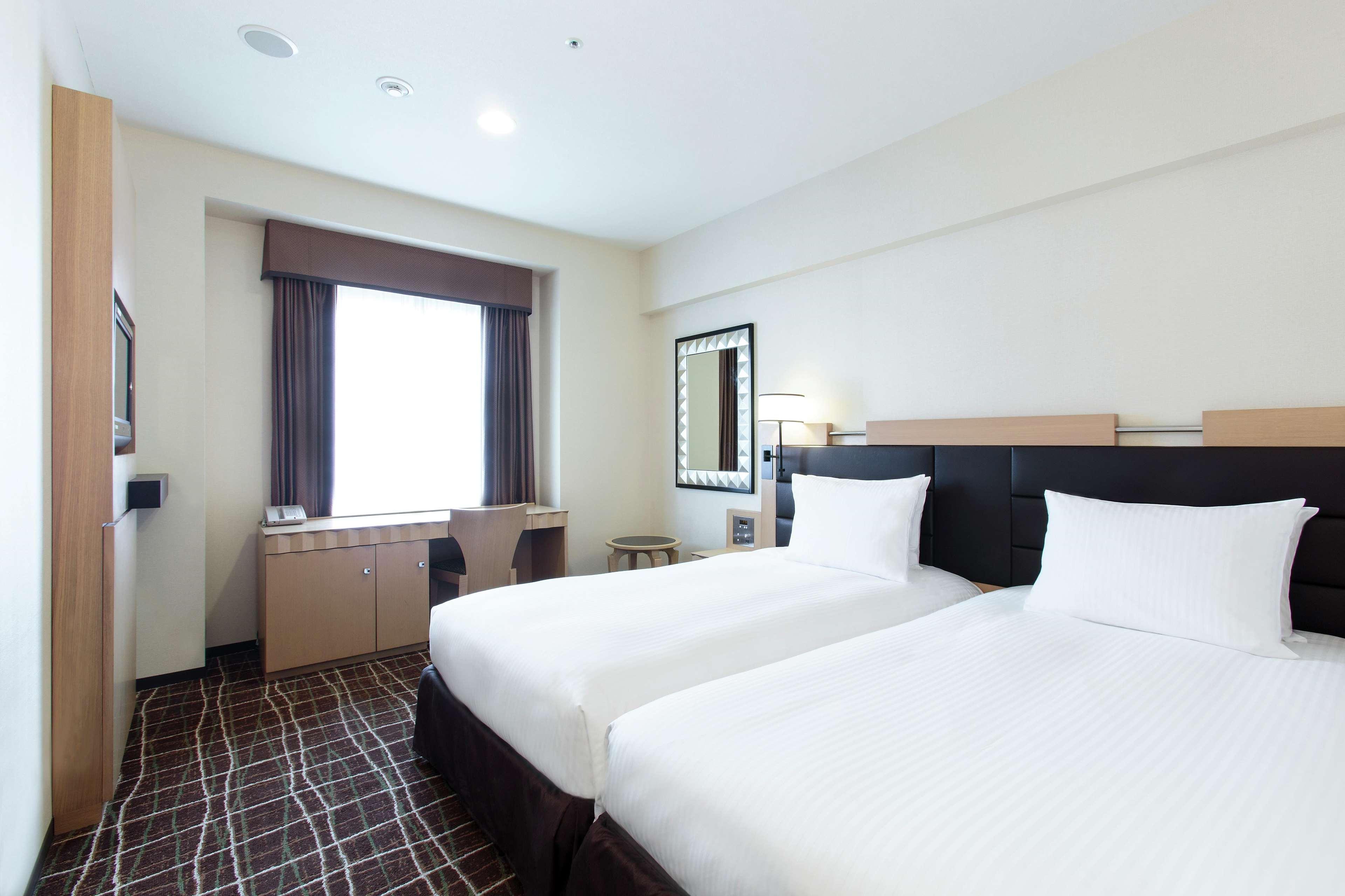 Отель Doubletree By Hilton Наха Экстерьер фото