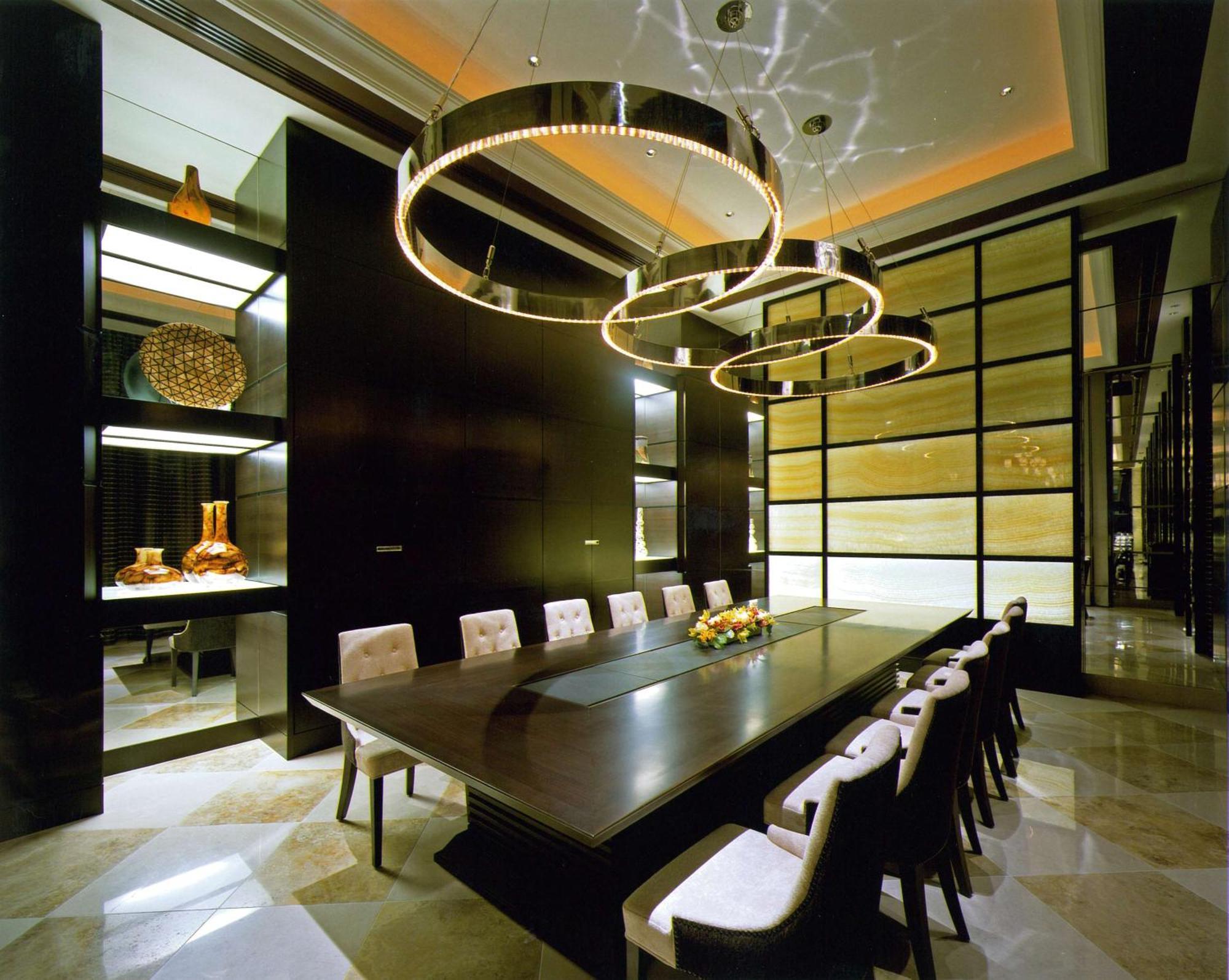 Отель Doubletree By Hilton Наха Экстерьер фото