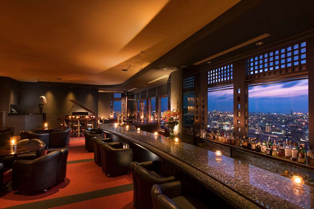 Отель Doubletree By Hilton Наха Ресторан фото
